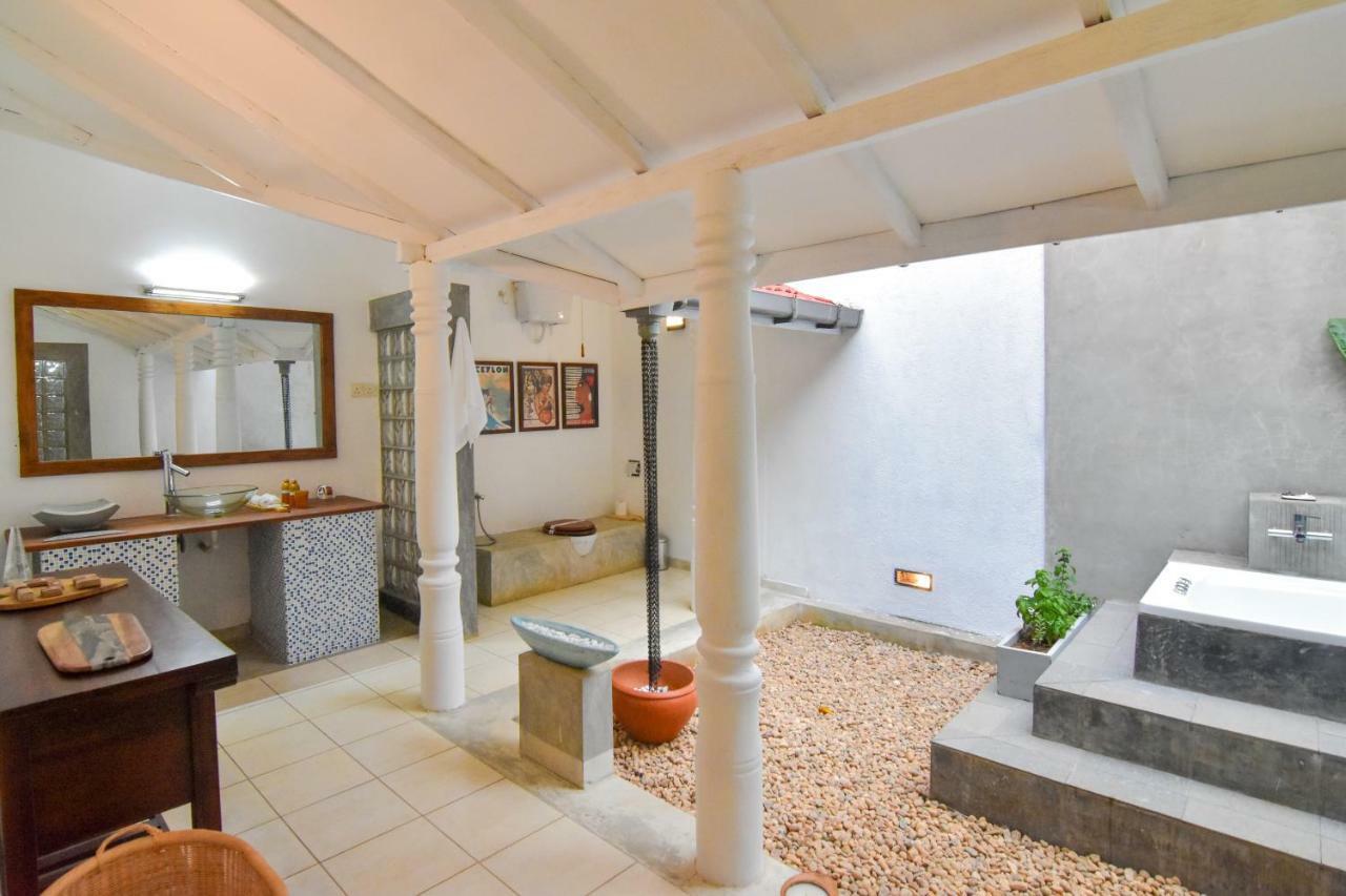 The Pineapple Villa Gampaha Exterior photo